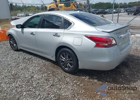 2015 Nissan Altima 2.5 S z USA, uszkodzony, nr VIN 1N4AL3AP3FN903589